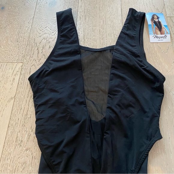 2/$15 🍍 NWT Mapele Black One Piece Swimsuit - Picture 4 of 9